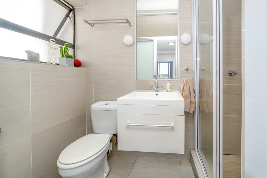 2 Bedroom Property for Sale in Wilgeheuwel Gauteng