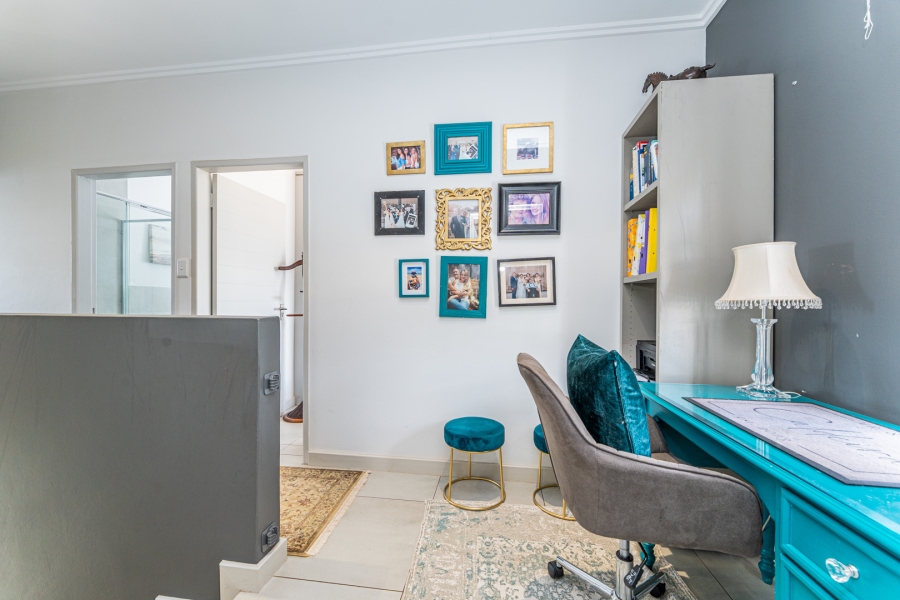 3 Bedroom Property for Sale in Pinehaven Gauteng