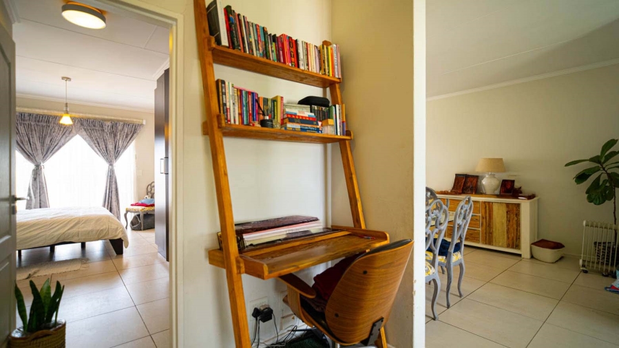 To Let 2 Bedroom Property for Rent in Kyalami Hills Gauteng