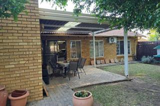 3 Bedroom Property for Sale in Sinoville Gauteng