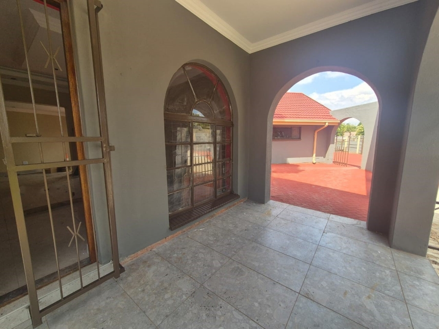 3 Bedroom Property for Sale in Sonland Park Gauteng