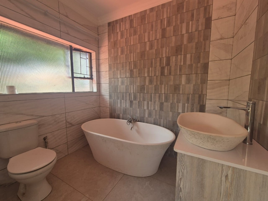 3 Bedroom Property for Sale in Sonland Park Gauteng