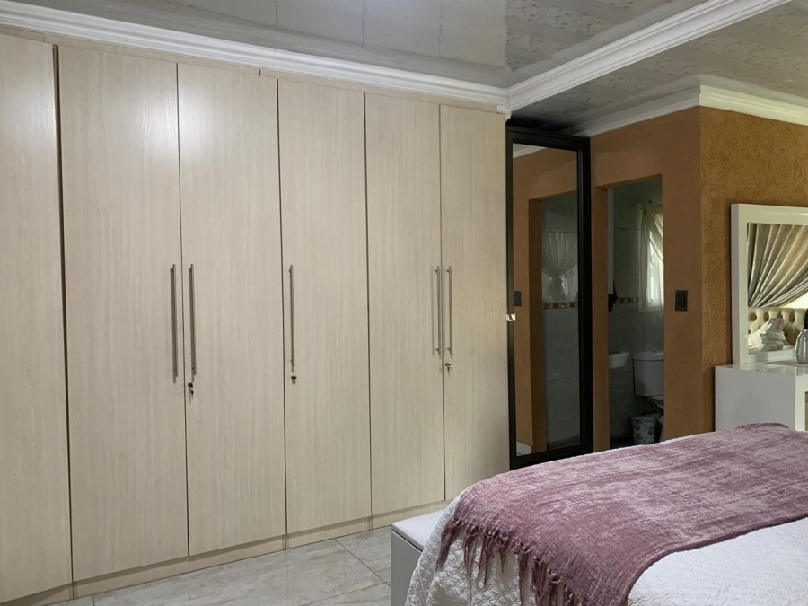 3 Bedroom Property for Sale in Vanderbijlpark CE 4 Gauteng