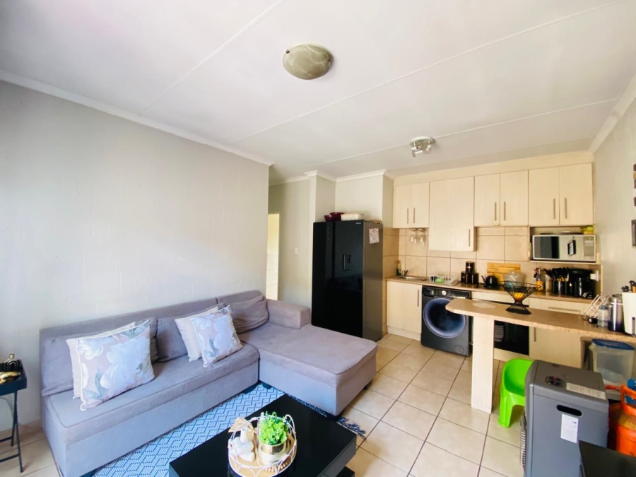 3 Bedroom Property for Sale in Staalrus Gauteng