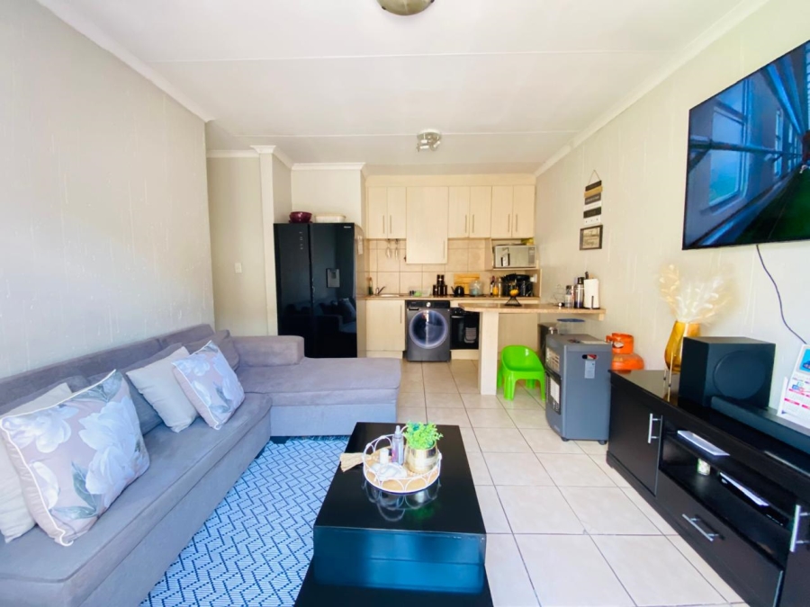 3 Bedroom Property for Sale in Staalrus Gauteng