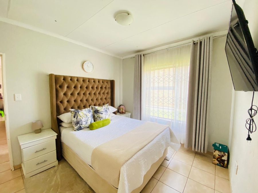 3 Bedroom Property for Sale in Staalrus Gauteng