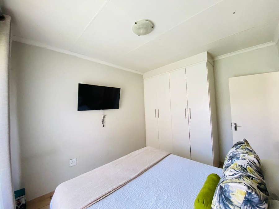 3 Bedroom Property for Sale in Staalrus Gauteng