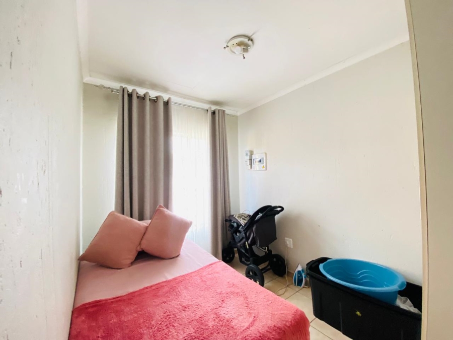 3 Bedroom Property for Sale in Staalrus Gauteng