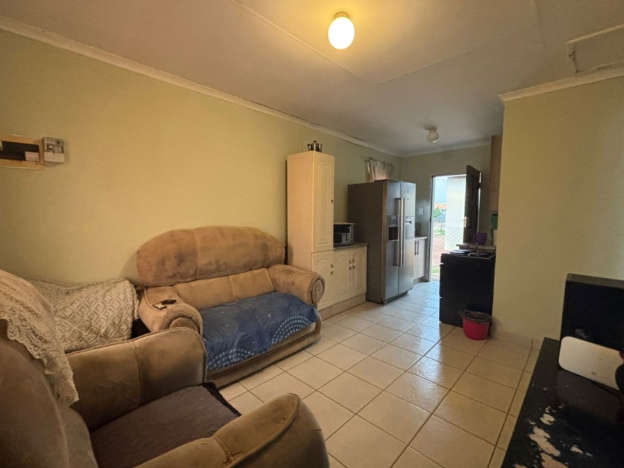 2 Bedroom Property for Sale in Savanna City Gauteng