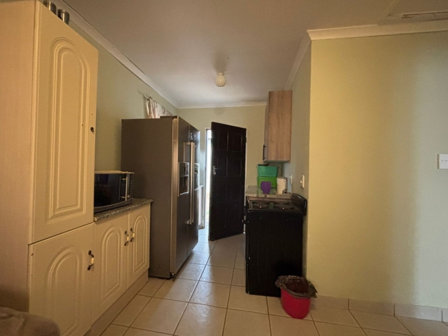 2 Bedroom Property for Sale in Savanna City Gauteng