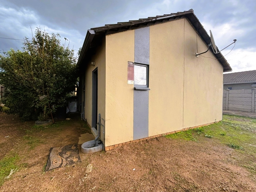 2 Bedroom Property for Sale in Savanna City Gauteng