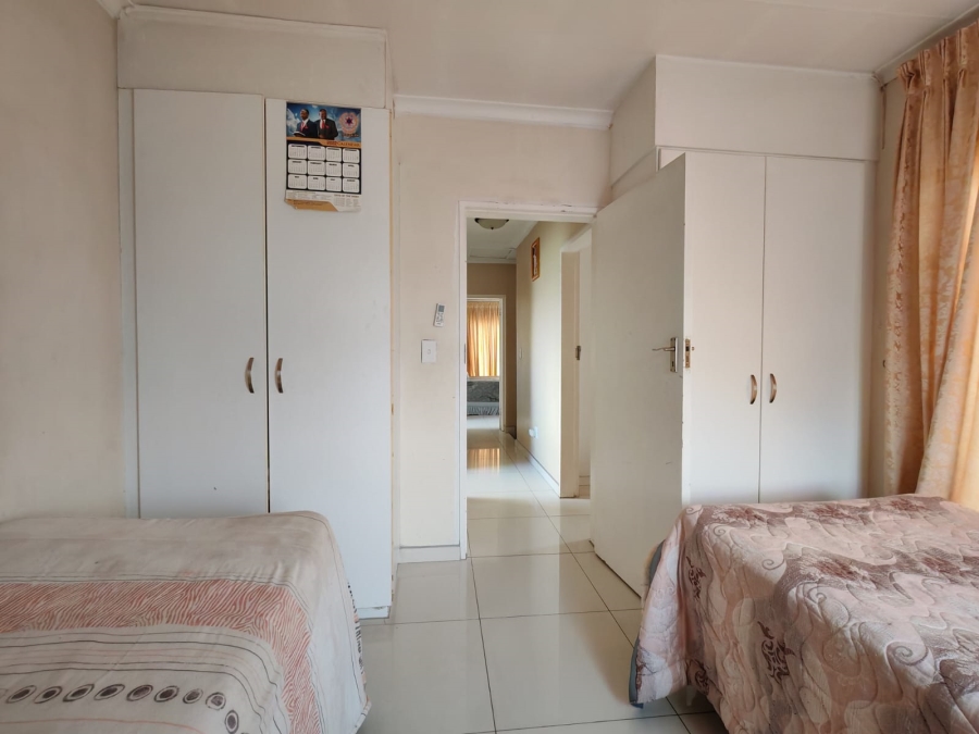 3 Bedroom Property for Sale in Risiville Gauteng