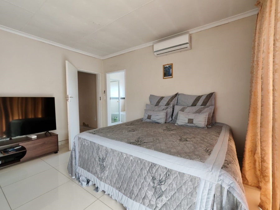 3 Bedroom Property for Sale in Risiville Gauteng