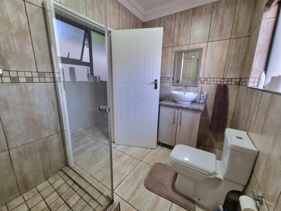 3 Bedroom Property for Sale in Three Rivers Proper Gauteng