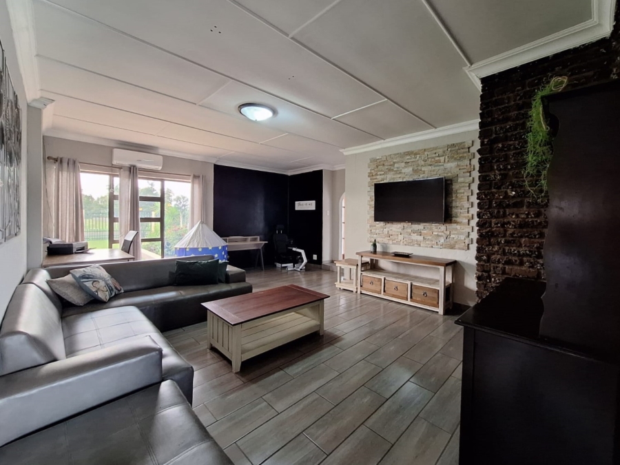 4 Bedroom Property for Sale in Rensburg Gauteng