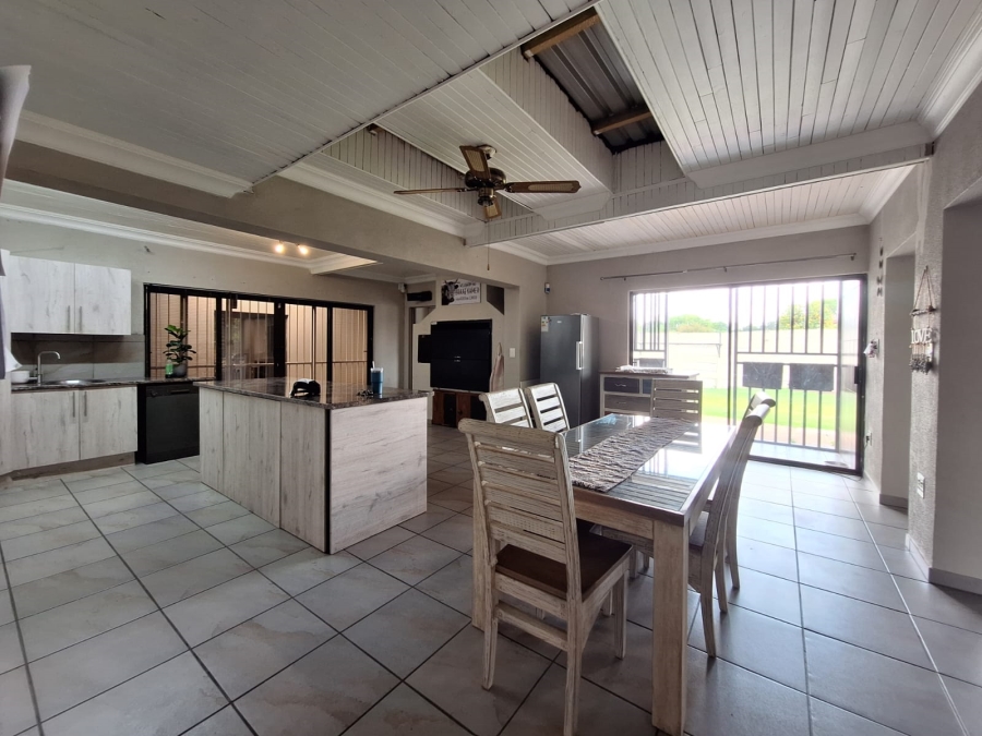 4 Bedroom Property for Sale in Rensburg Gauteng