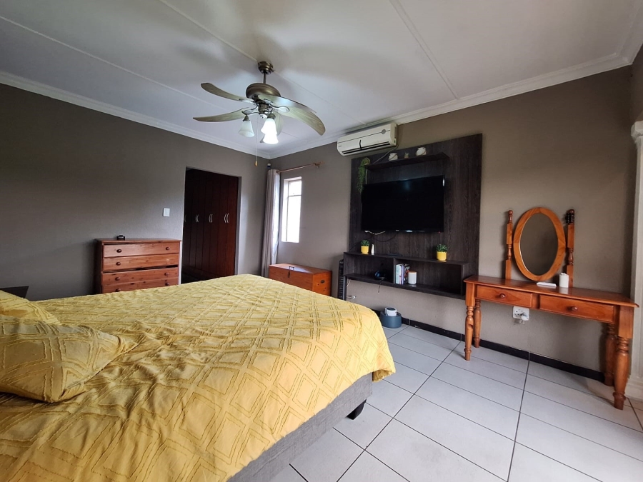 4 Bedroom Property for Sale in Rensburg Gauteng