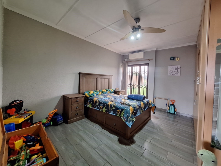 4 Bedroom Property for Sale in Rensburg Gauteng