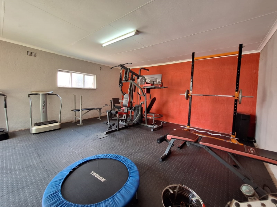 4 Bedroom Property for Sale in Rensburg Gauteng