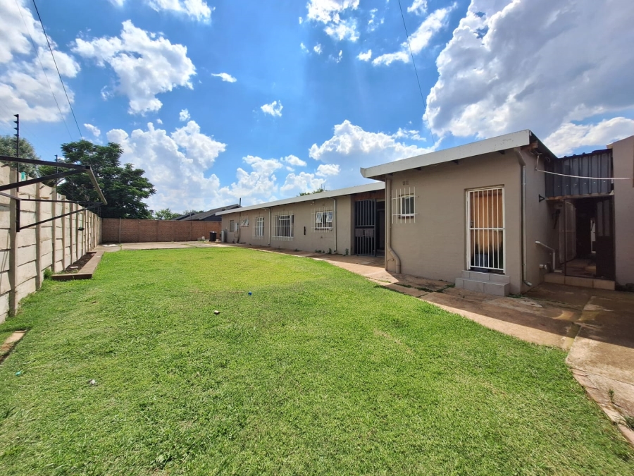 4 Bedroom Property for Sale in Rensburg Gauteng