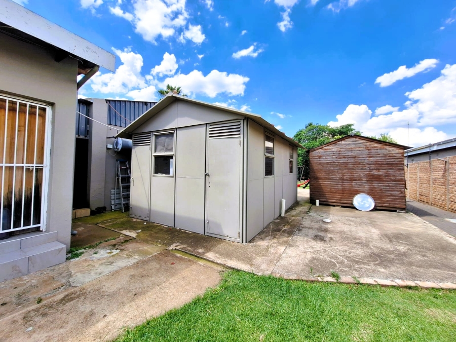 4 Bedroom Property for Sale in Rensburg Gauteng