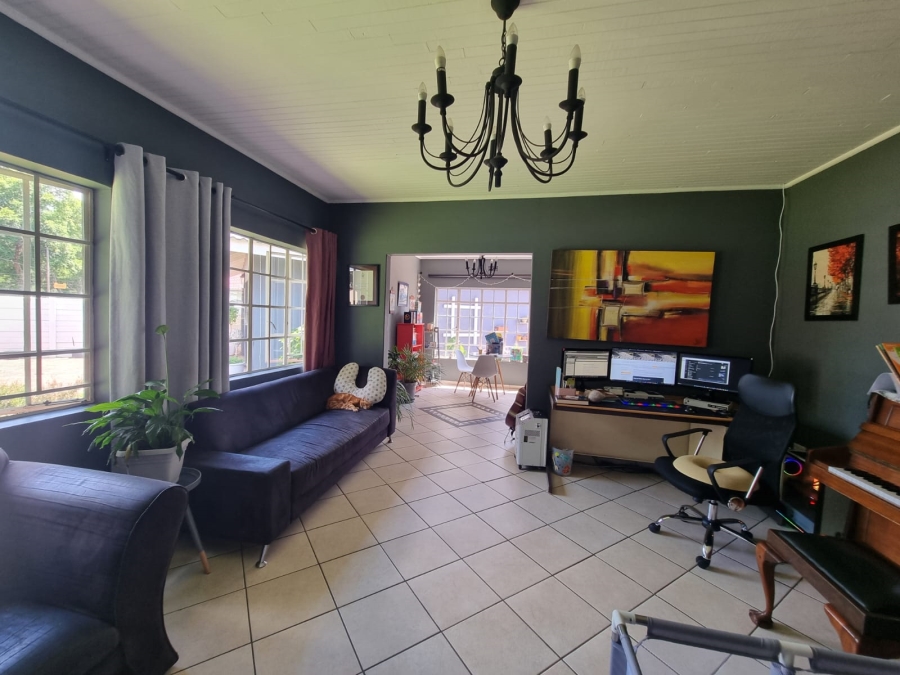 3 Bedroom Property for Sale in Golf Park Gauteng