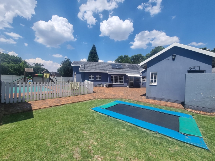 3 Bedroom Property for Sale in Golf Park Gauteng