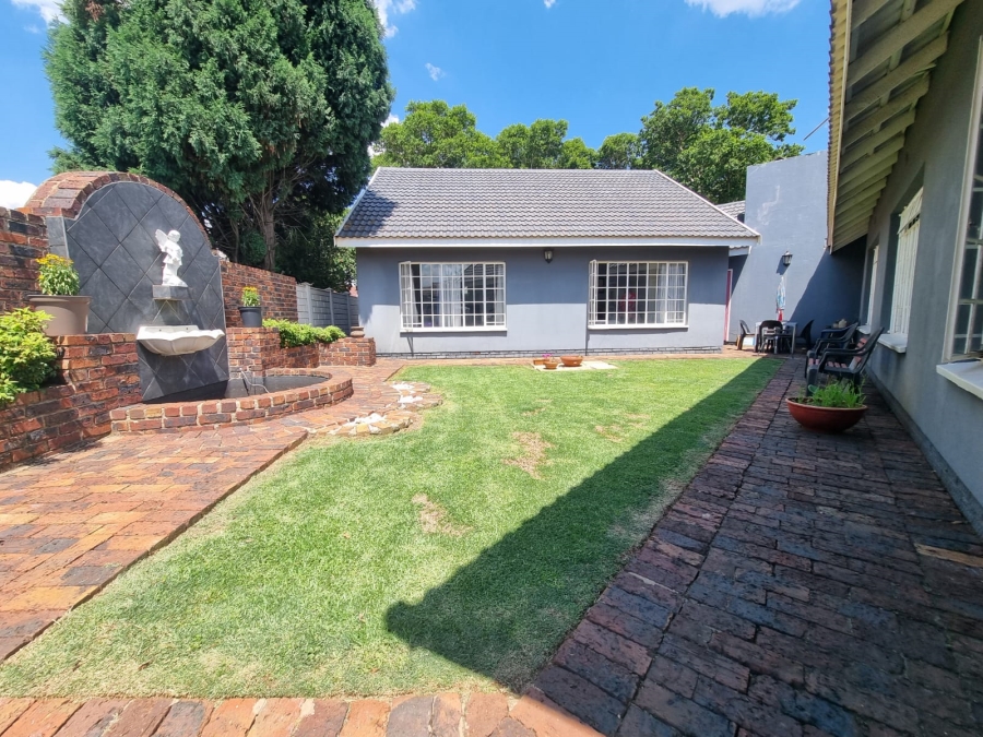 3 Bedroom Property for Sale in Golf Park Gauteng