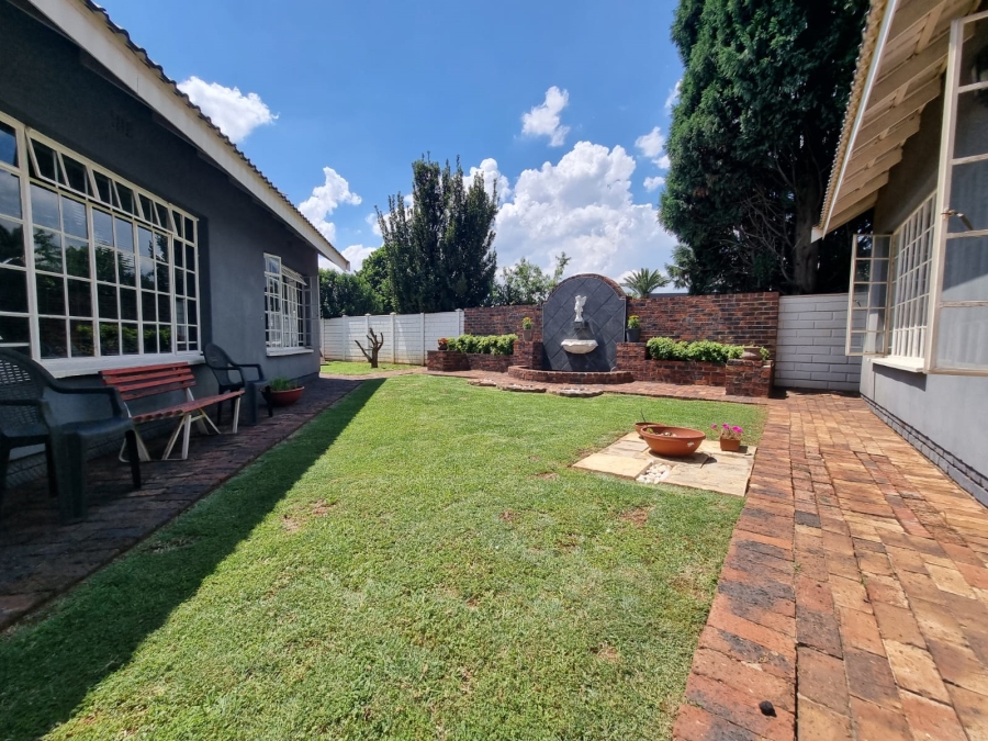 3 Bedroom Property for Sale in Golf Park Gauteng