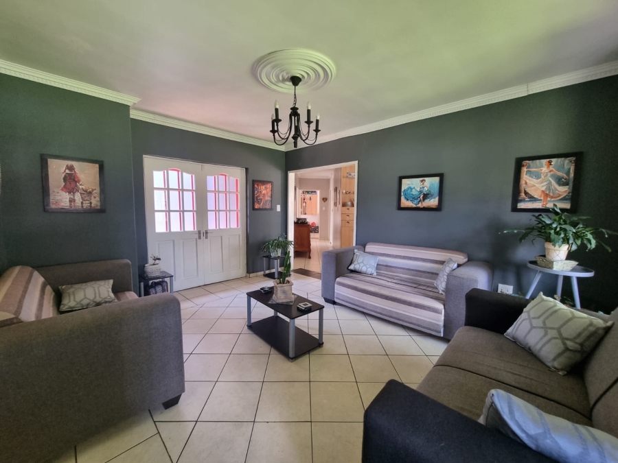 3 Bedroom Property for Sale in Golf Park Gauteng