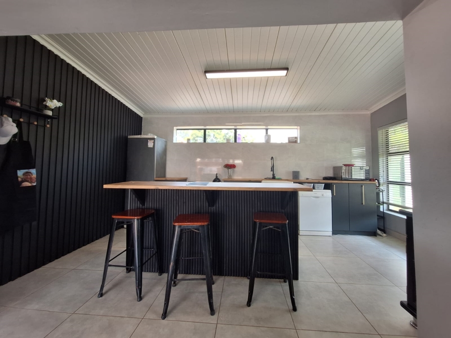 2 Bedroom Property for Sale in Heidelberg Gauteng