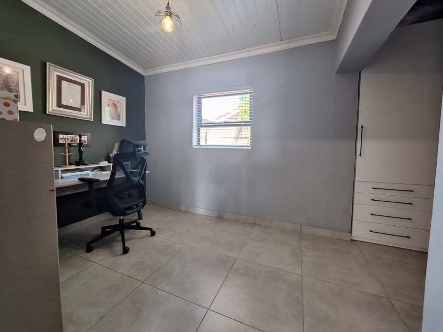 2 Bedroom Property for Sale in Heidelberg Gauteng