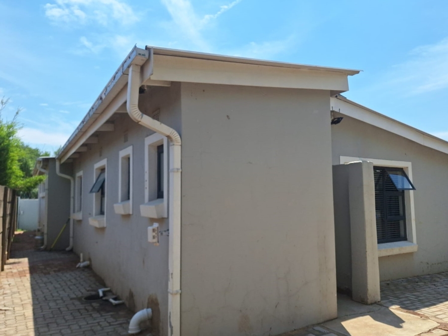 2 Bedroom Property for Sale in Heidelberg Gauteng