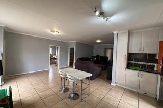 2 Bedroom Property for Sale in Hesteapark Gauteng