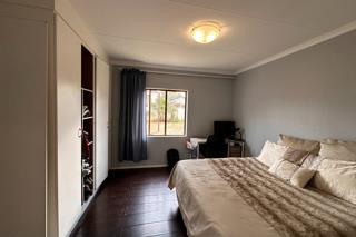 2 Bedroom Property for Sale in Hesteapark Gauteng