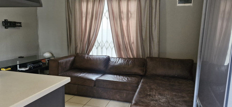 2 Bedroom Property for Sale in Mahube Valley Gauteng