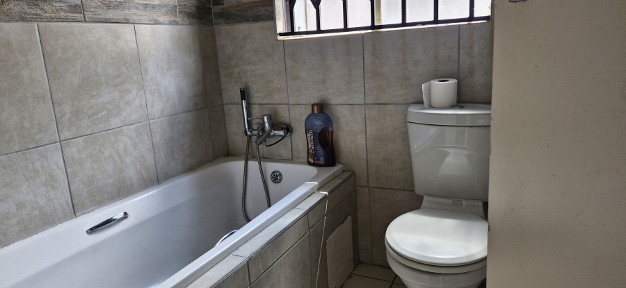 2 Bedroom Property for Sale in Mahube Valley Gauteng