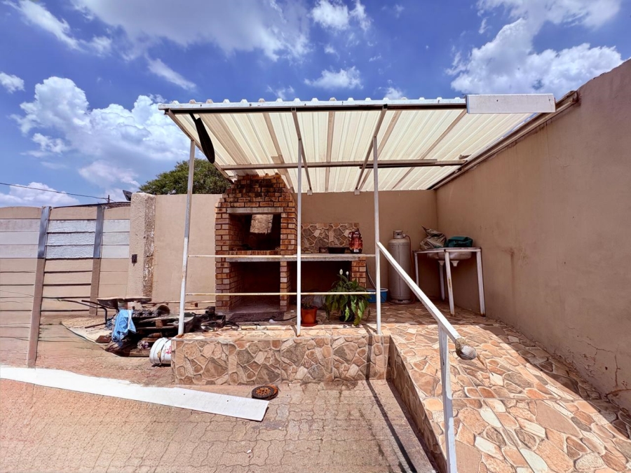 3 Bedroom Property for Sale in Brenthurst Gauteng