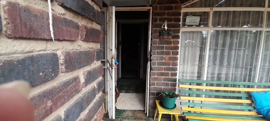 2 Bedroom Property for Sale in Meyerton Central Gauteng