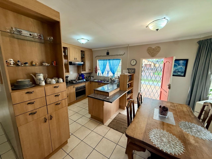 3 Bedroom Property for Sale in Golf Park Gauteng