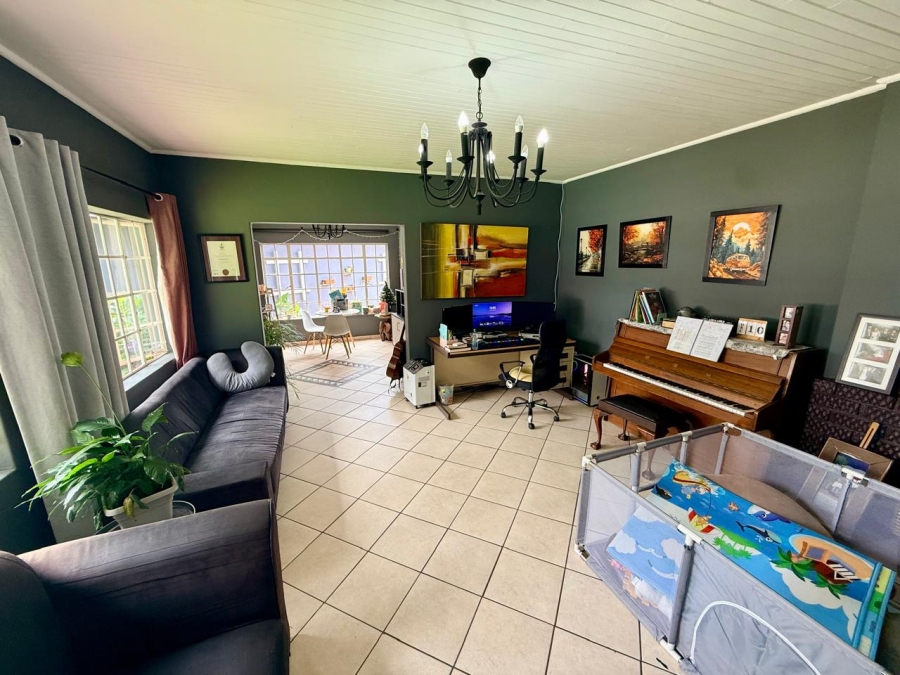 3 Bedroom Property for Sale in Golf Park Gauteng