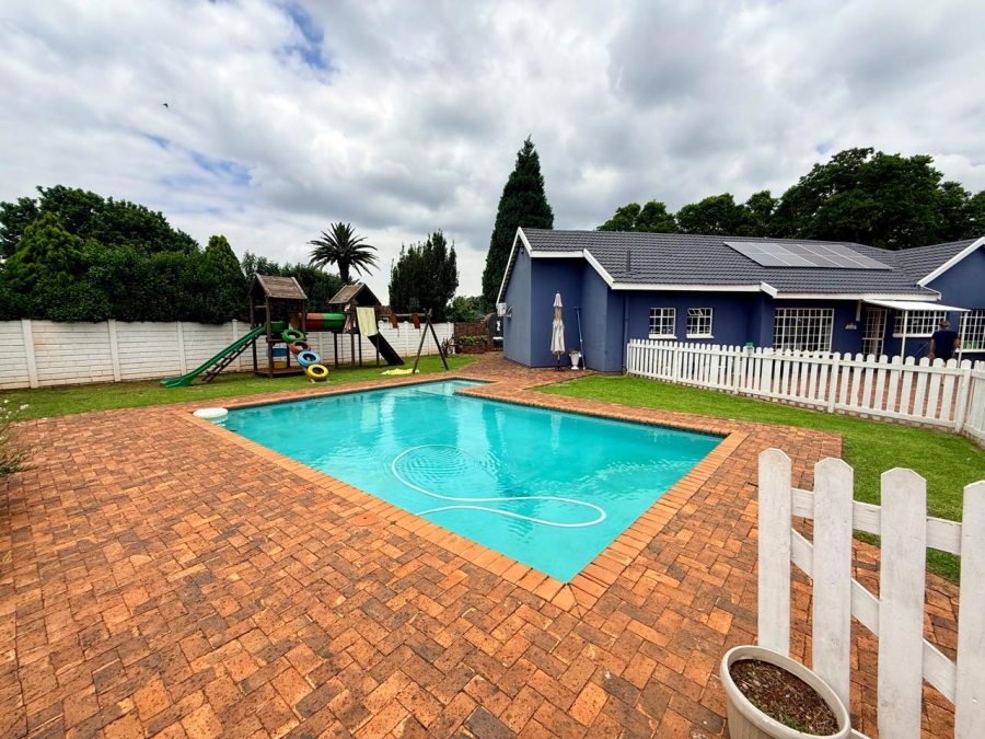 3 Bedroom Property for Sale in Golf Park Gauteng