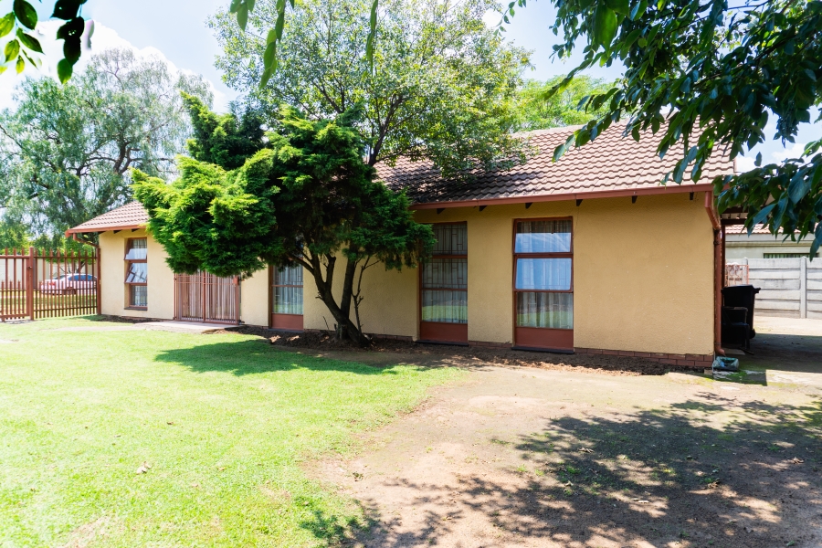 3 Bedroom Property for Sale in Leachville Gauteng