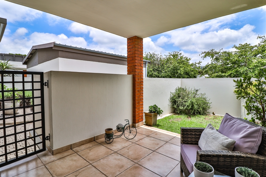 2 Bedroom Property for Sale in Broadacres Gauteng