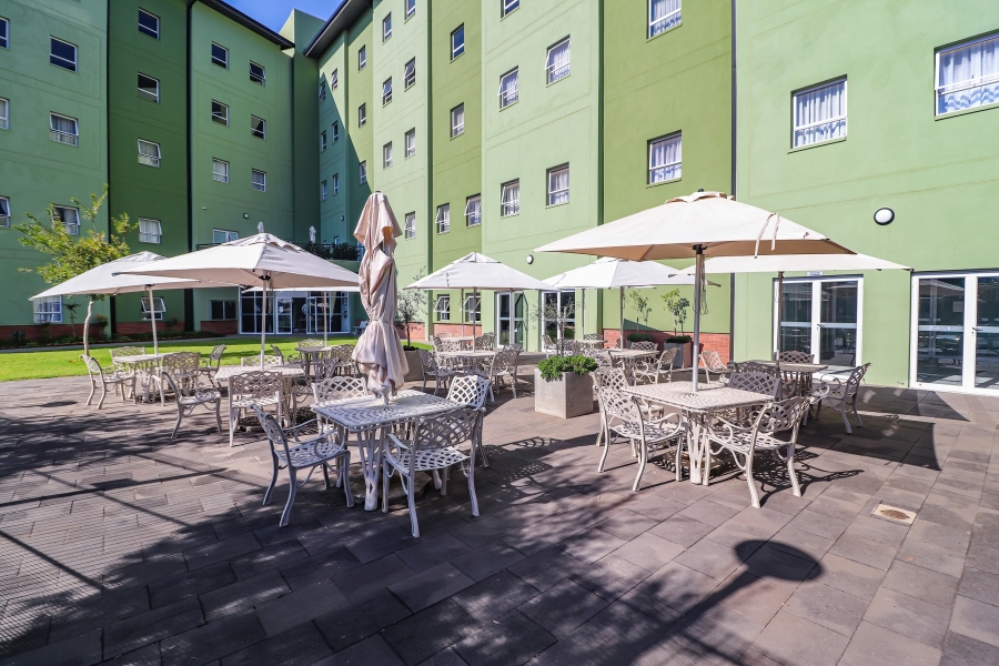 2 Bedroom Property for Sale in Broadacres Gauteng