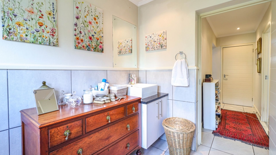 2 Bedroom Property for Sale in Broadacres Gauteng