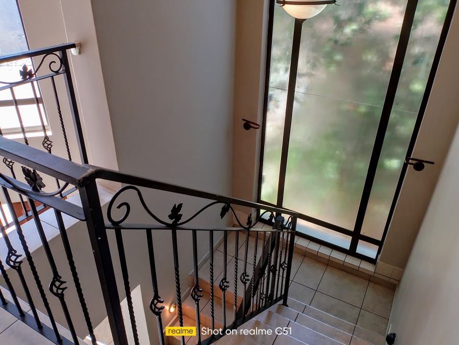 3 Bedroom Property for Sale in Kenleaf Gauteng