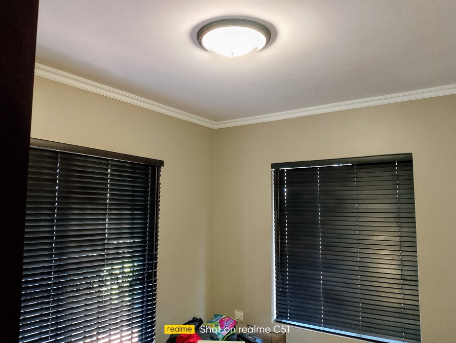 3 Bedroom Property for Sale in Kenleaf Gauteng