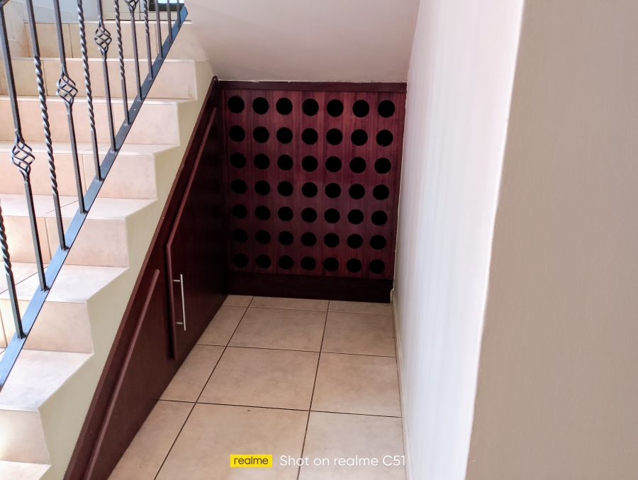 3 Bedroom Property for Sale in Kenleaf Gauteng
