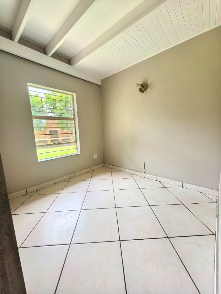 3 Bedroom Property for Sale in Vaalview Gauteng
